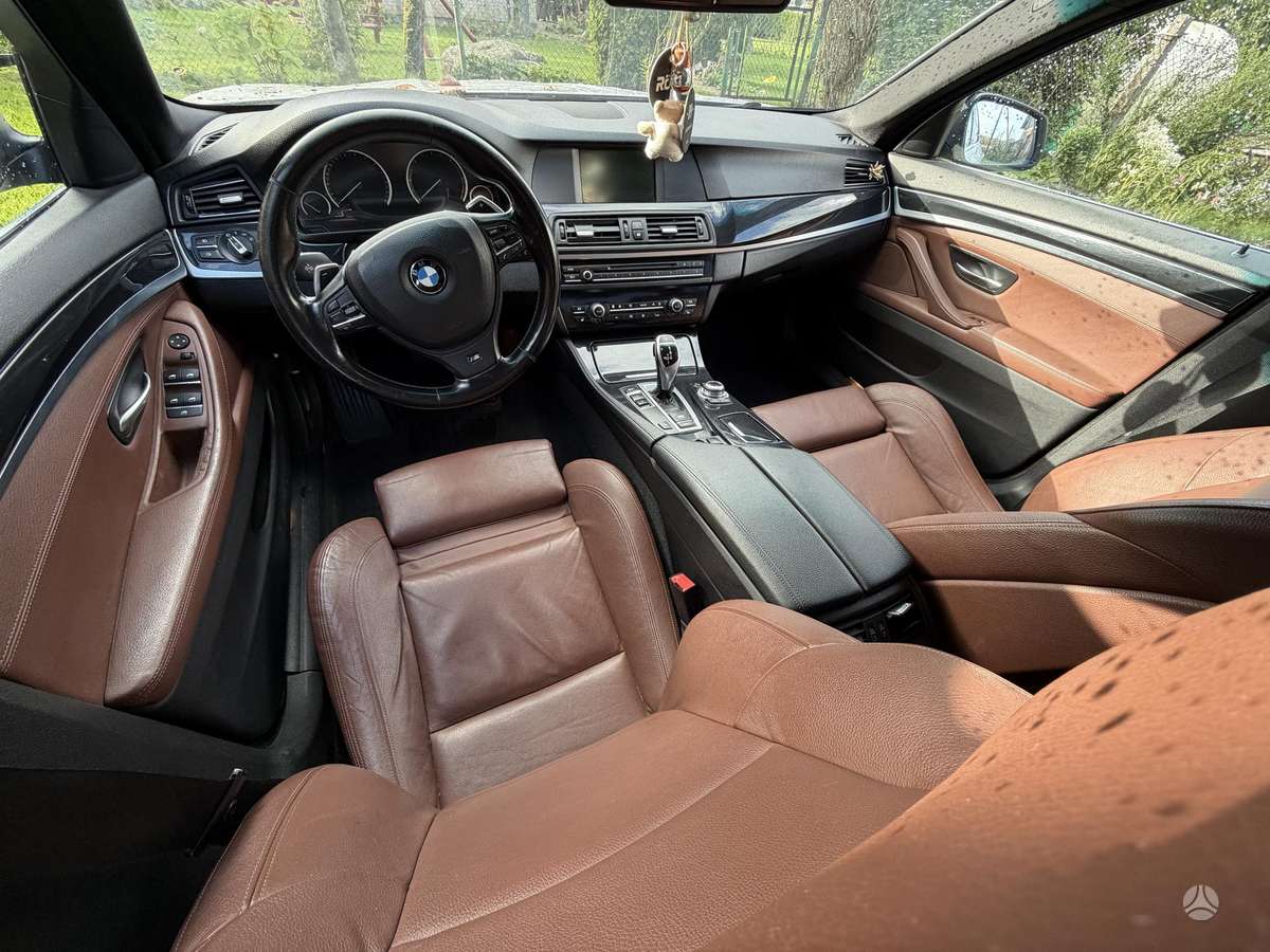 BMW 520, 2.0 l., Седан