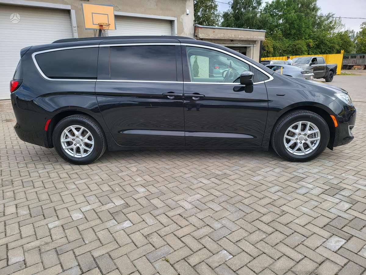 Chrysler Pacifica, 3.6 l., Универсал