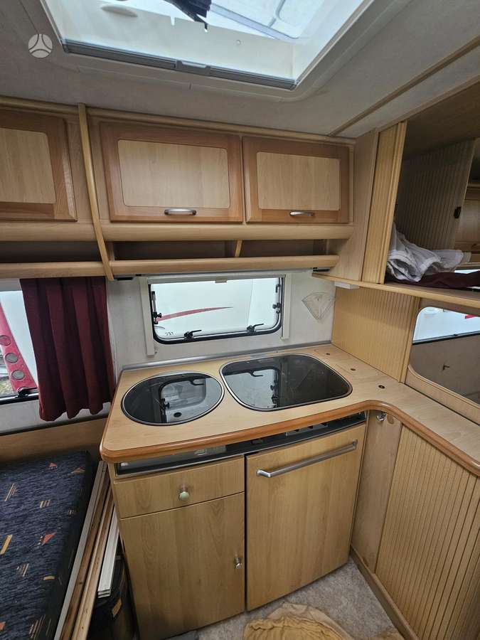 -Kita- TEC  490K 1, caravans