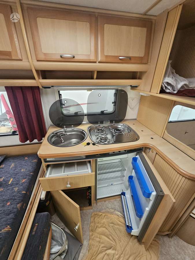 -Kita- TEC  490K 1, caravans