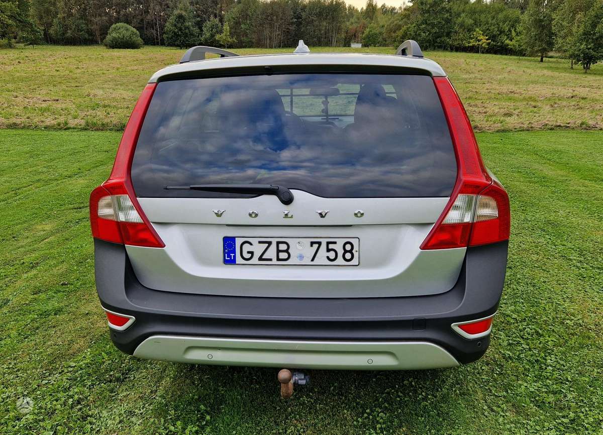 Volvo XC70, 2.4 l., Универсал