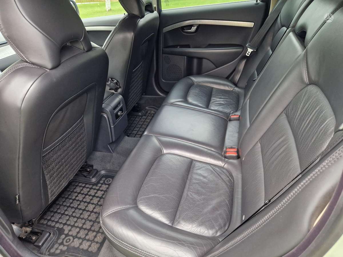 Volvo XC70, 2.4 l., Универсал