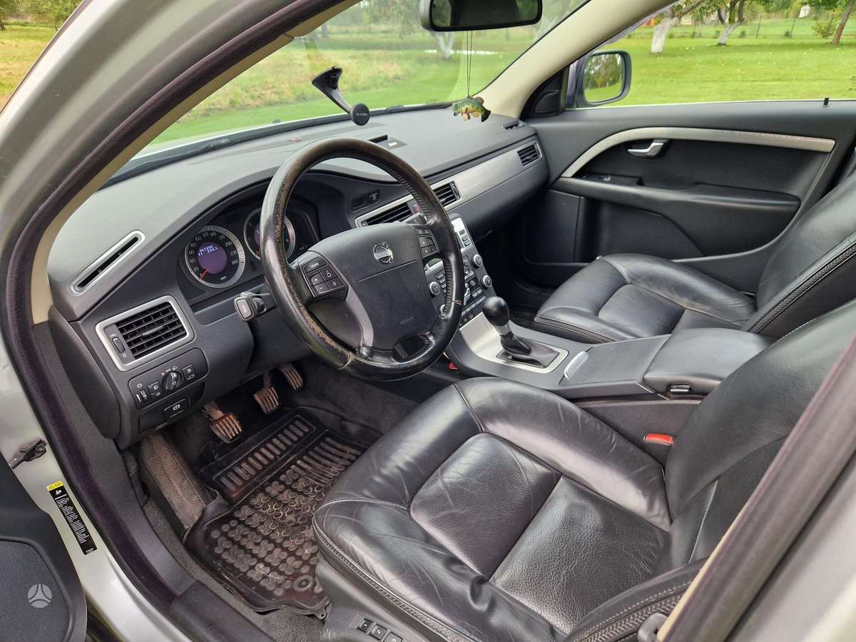 Volvo XC70, 2.4 l., Универсал