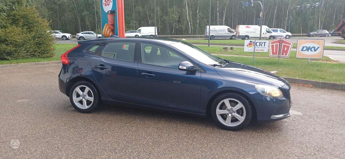 Volvo V40, 1.6 l., Хэтчбек
