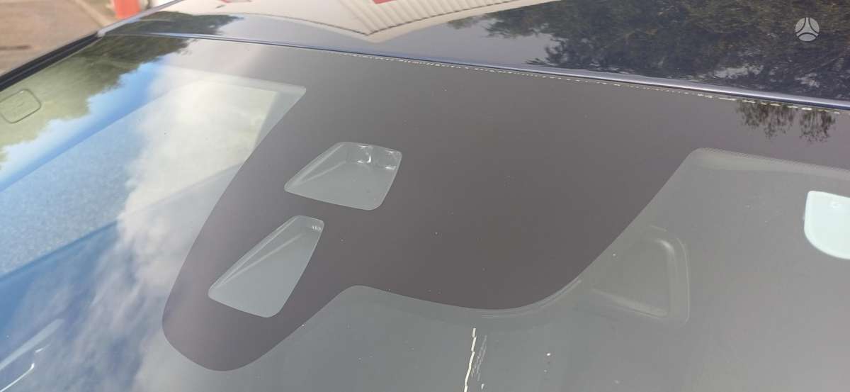 Volvo V40, 1.6 l., hatchback