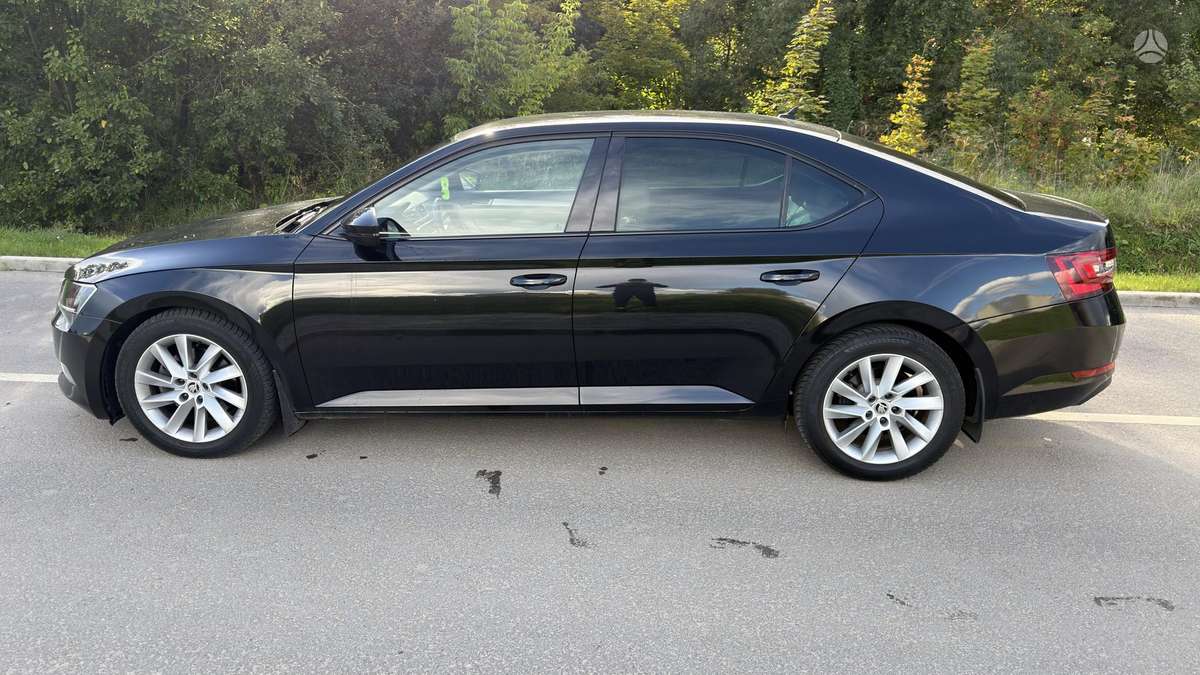 Skoda Superb, 2.0 l., Хэтчбек