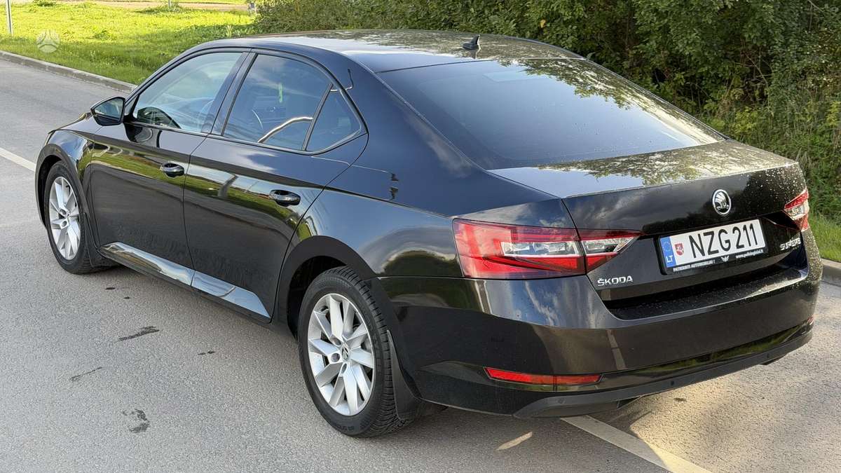 Skoda Superb, 2.0 l., Хэтчбек