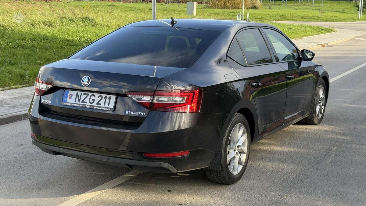 Skoda Superb, 2.0 l., Хэтчбек