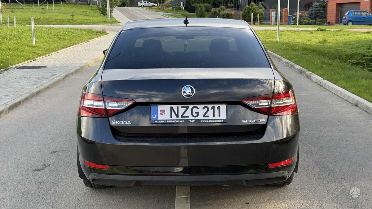 Skoda Superb, 2.0 l., Хэтчбек