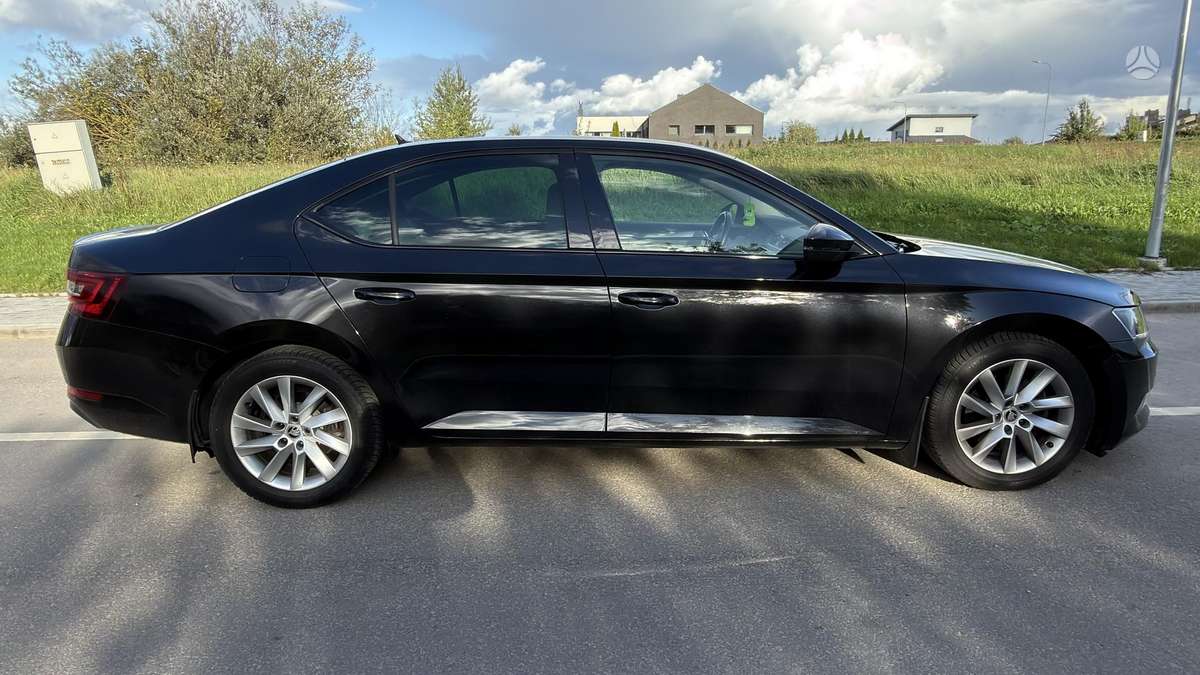 Skoda Superb, 2.0 l., Хэтчбек