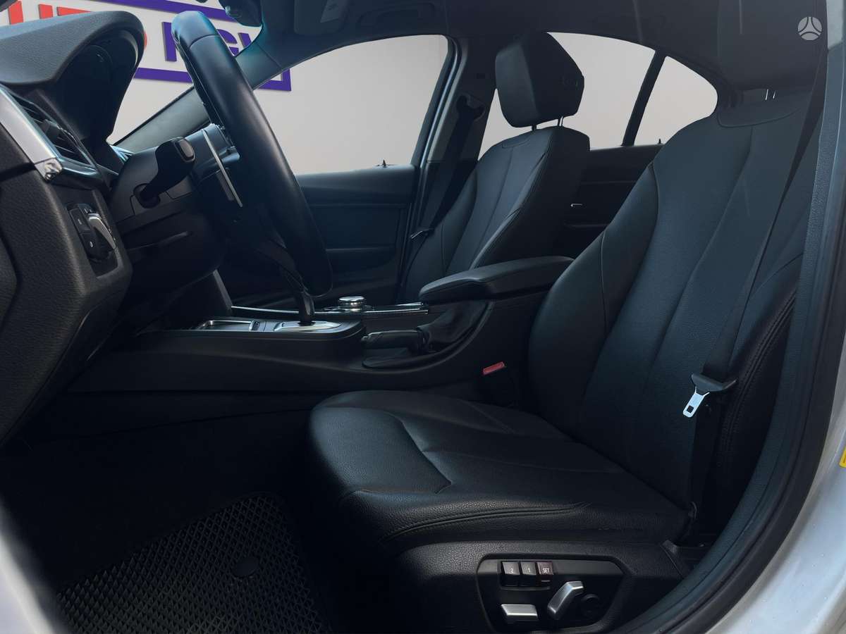 BMW 320, 2.0 l., Седан