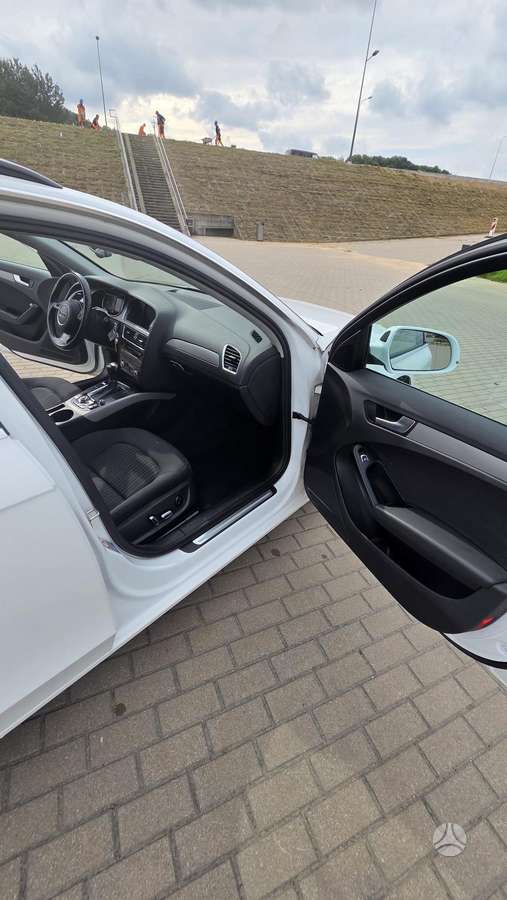 Audi A4, 2.0 l., universalas