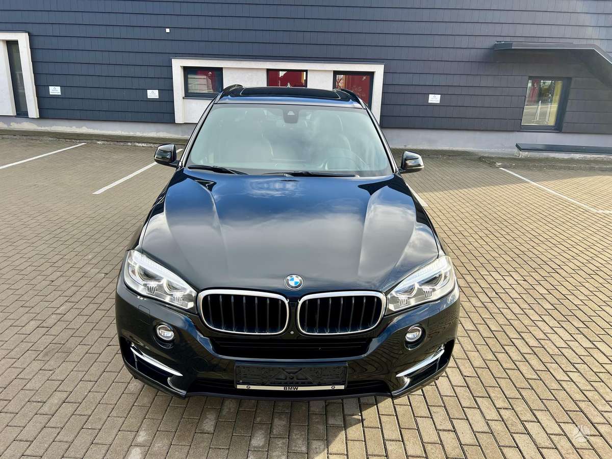 BMW X5, 2.0 l., off-road / crossover
