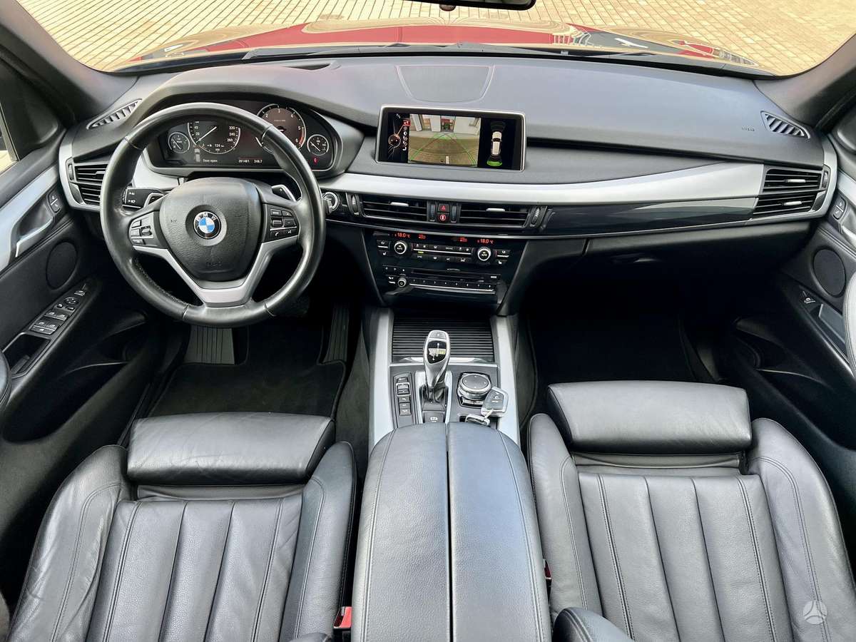 BMW X5, 2.0 l., off-road / crossover