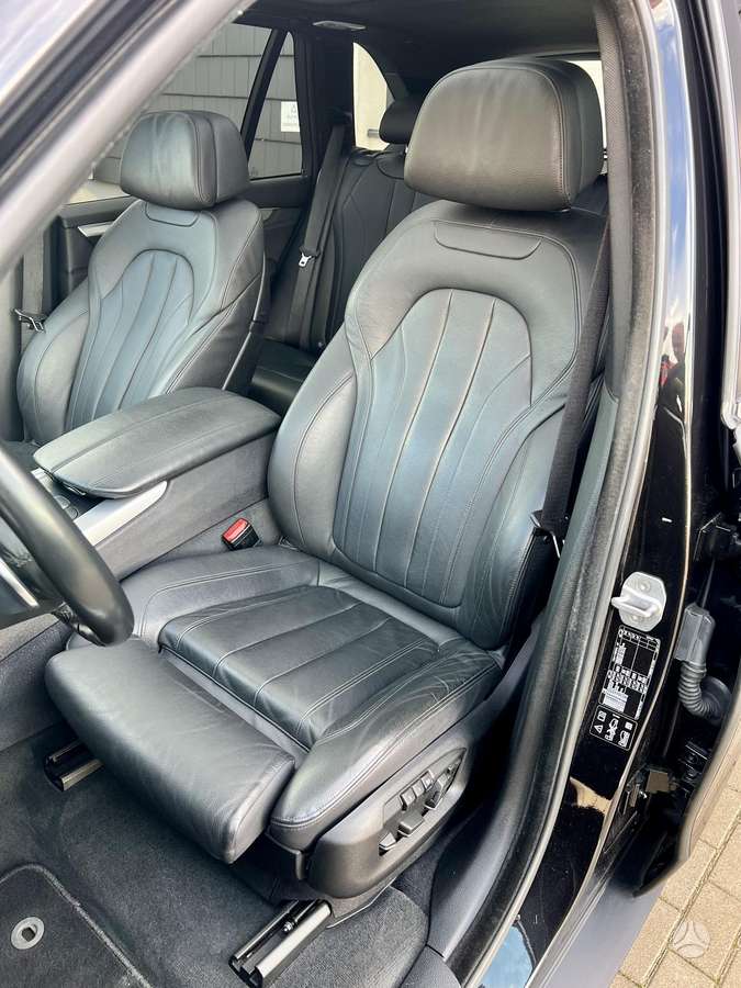 BMW X5, 2.0 l., off-road / crossover