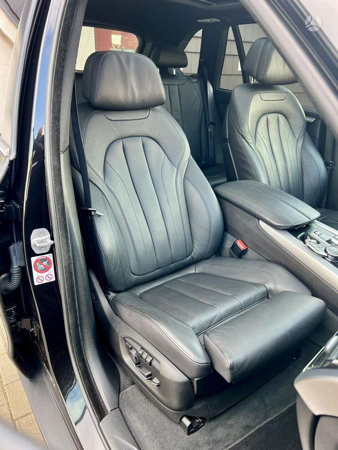 BMW X5, 2.0 l., off-road / crossover