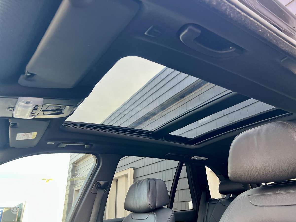 BMW X5, 2.0 l., off-road / crossover