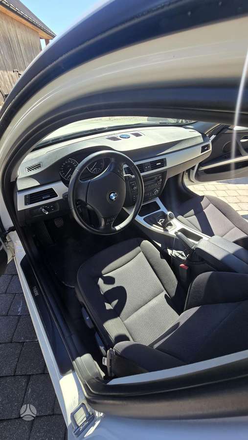 BMW 320, 2.0 l., wagon
