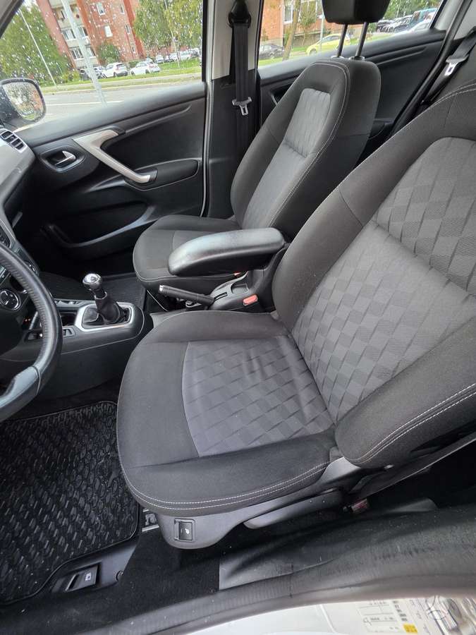 Citroen C-Elysee, 1.6 l., Седан