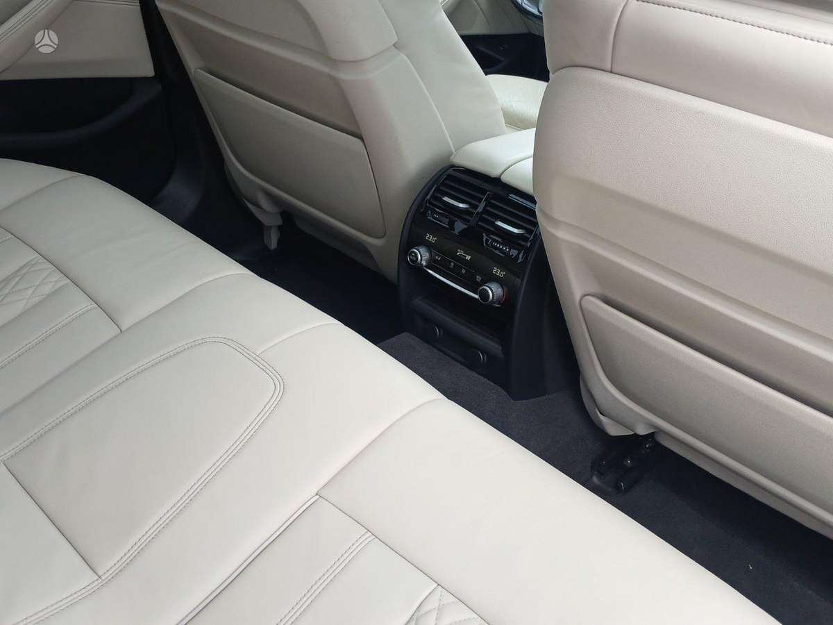 BMW 540, 3.0 l., universalas