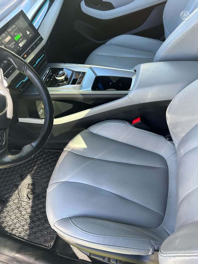 MG MG5, 61 kWh, universalas