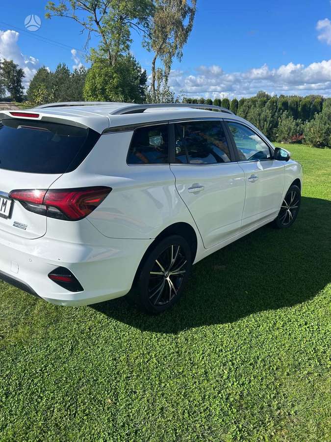 MG MG5, 61 kWh, universalas