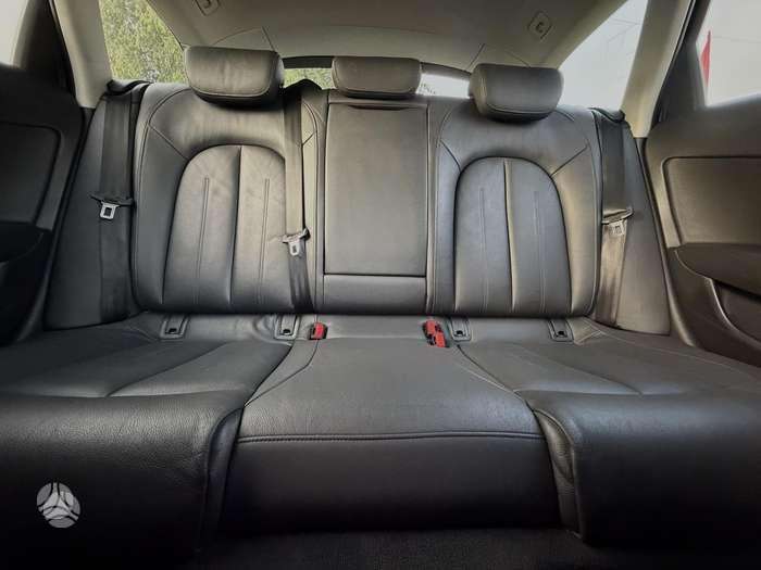 Audi A6, 2.0 l., universalas