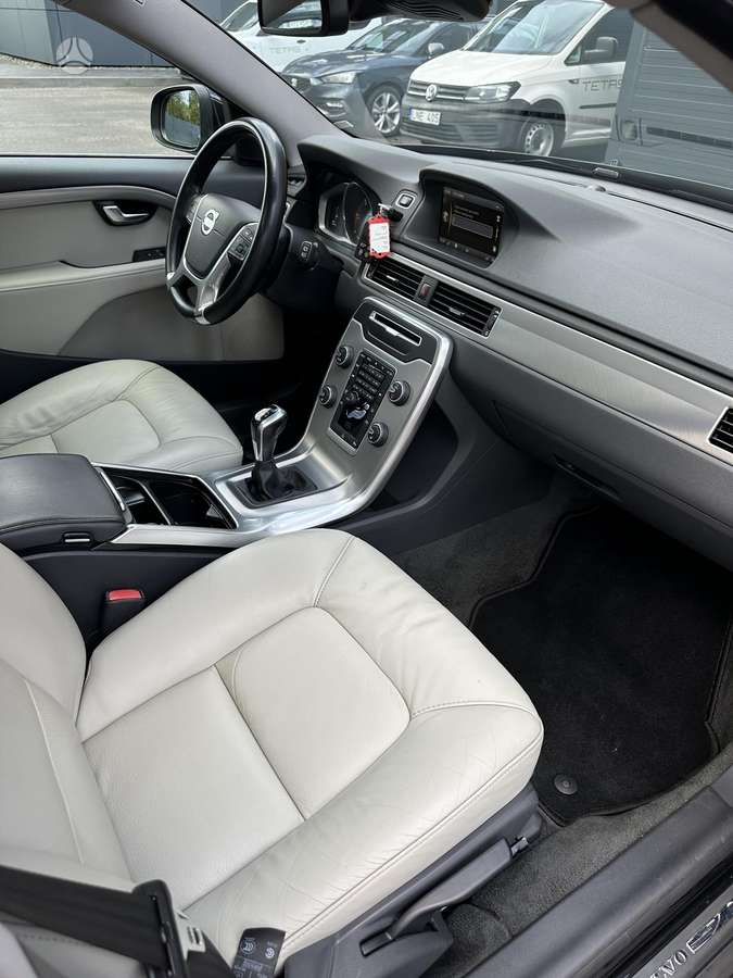 Volvo V70, 2.0 l., Универсал