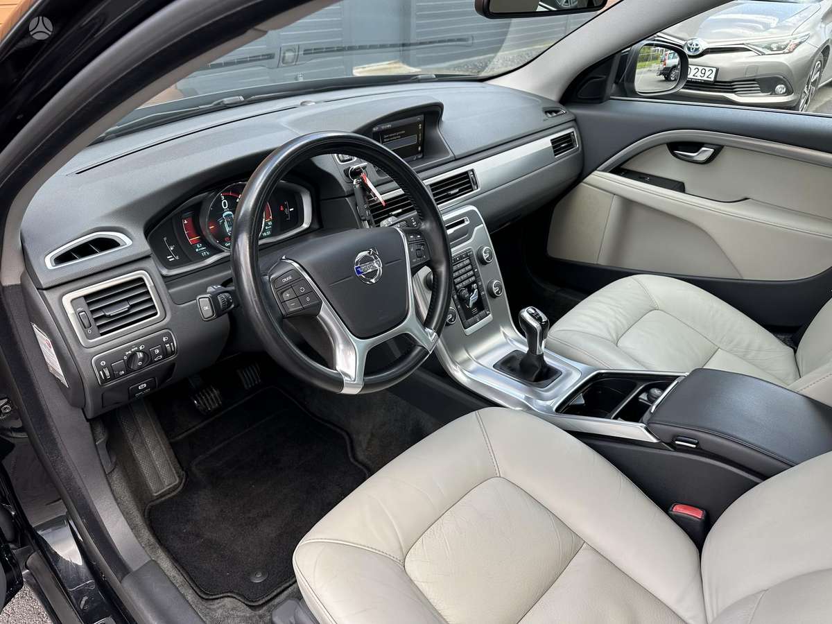 Volvo V70, 2.0 l., Универсал