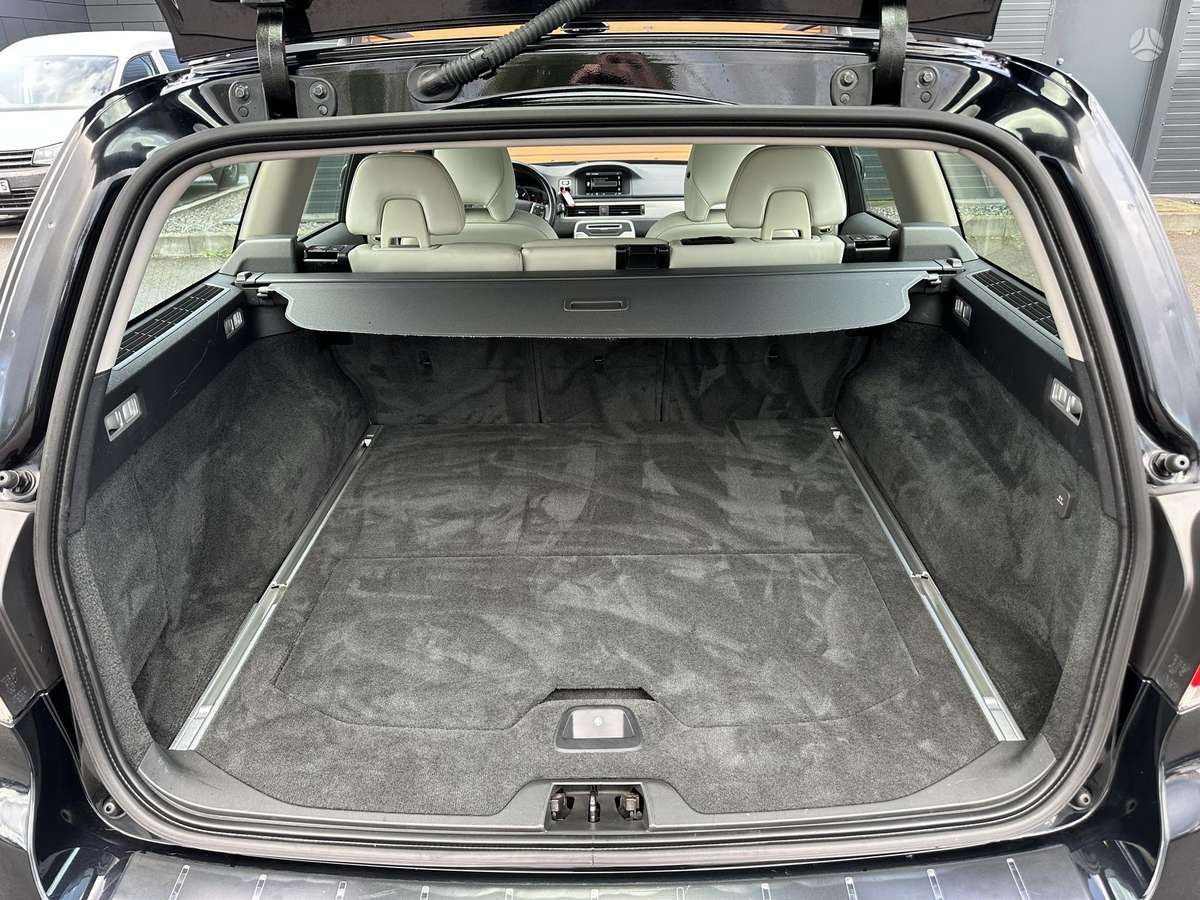 Volvo V70, 2.0 l., Универсал
