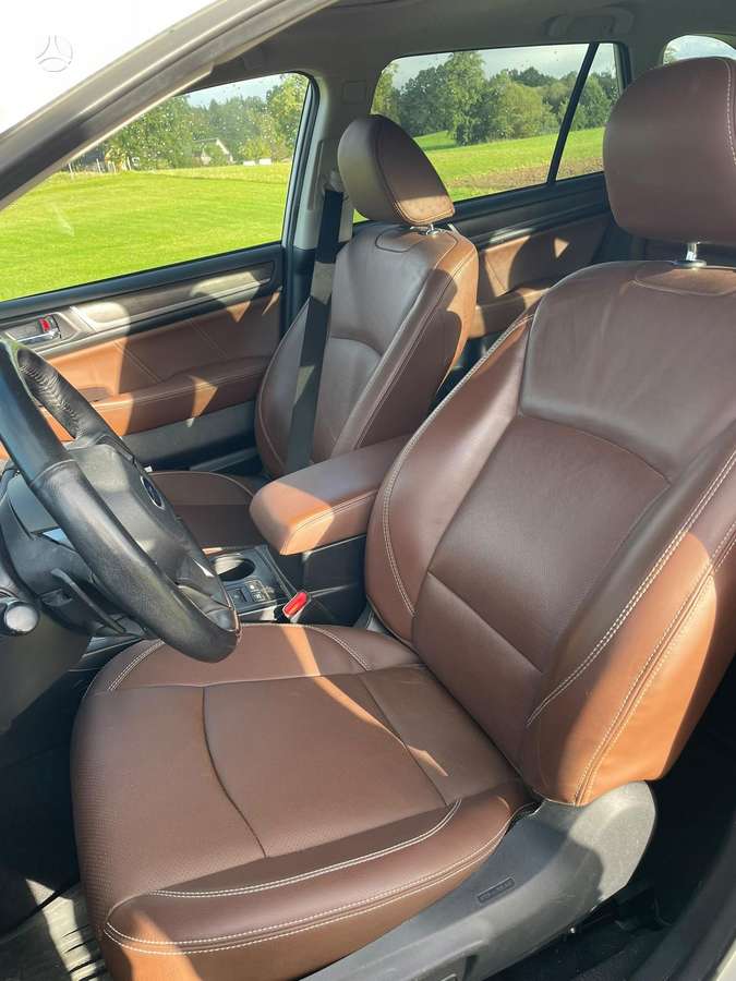 Subaru Outback, 3.6 l., mpv / minivan