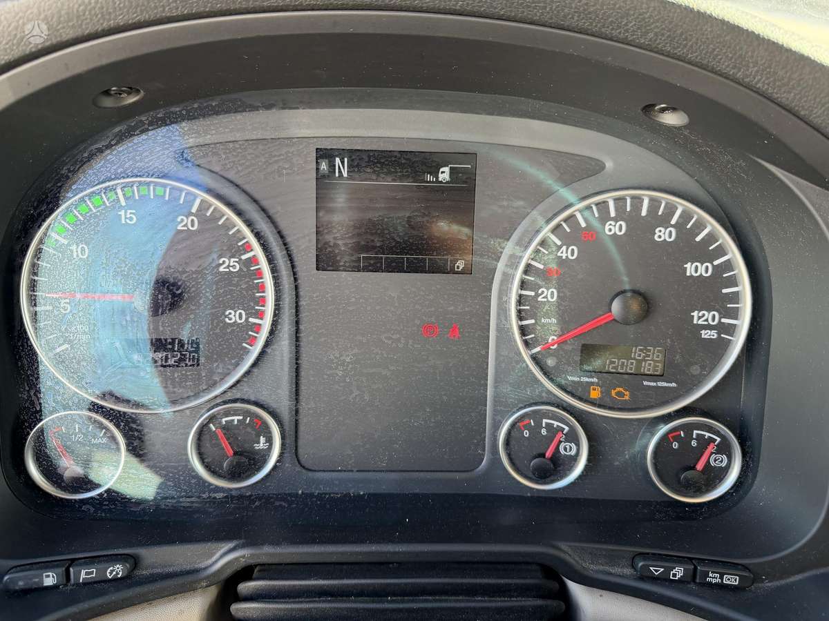 MAN TGX 18.470, 2 miegamosios vietos