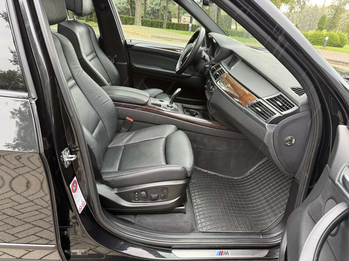 BMW X5, 3.0 l., Внедорожник / Кроссовер