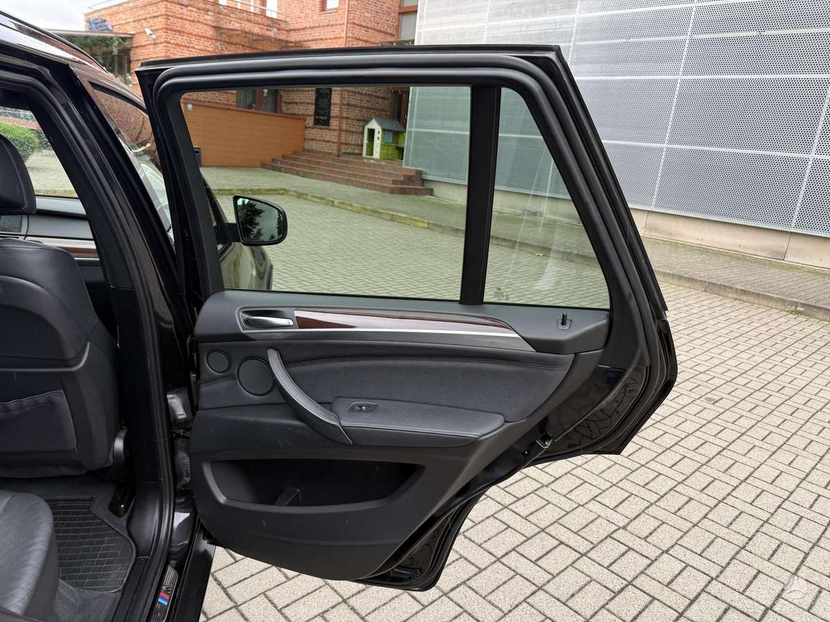 BMW X5, 3.0 l., Внедорожник / Кроссовер