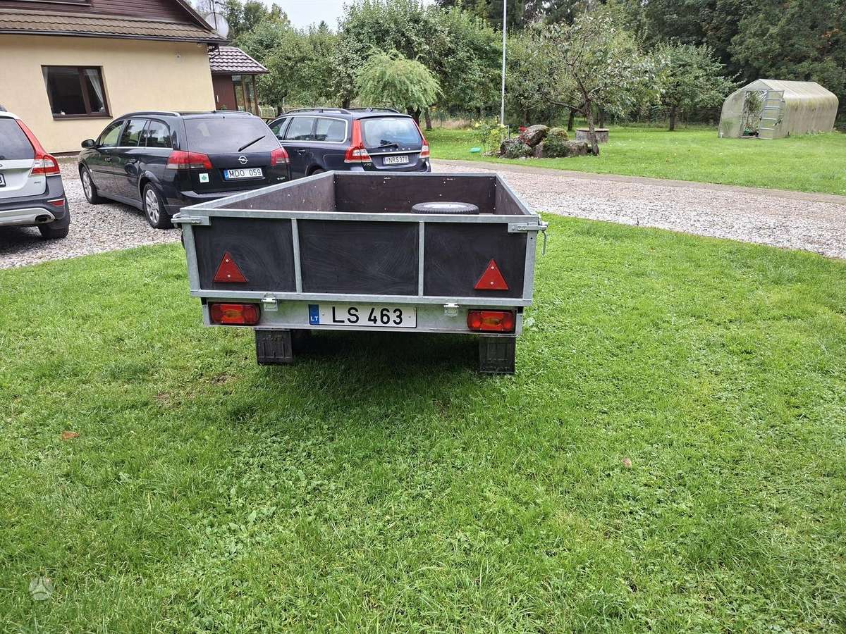 -Kita- Domantas, passenger car trailers