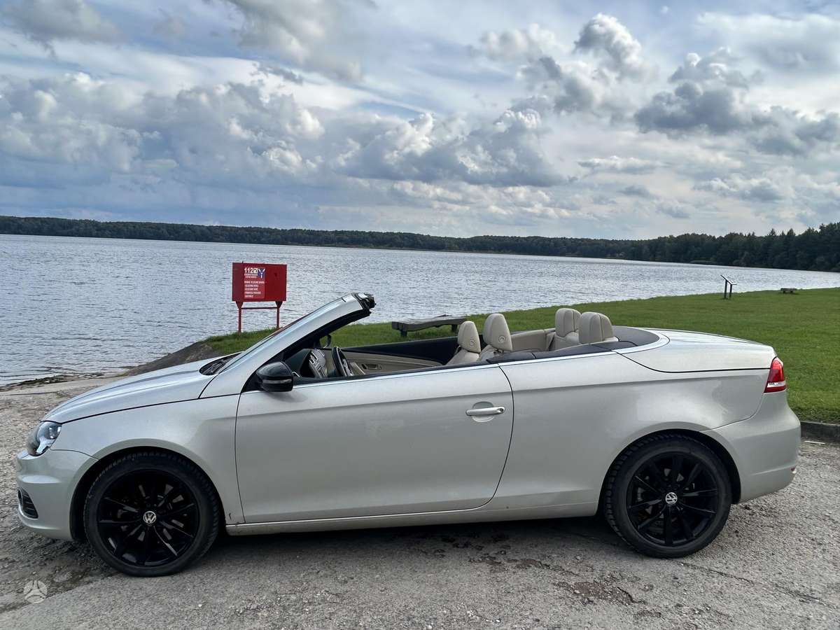 Volkswagen Eos, 2.0 l., convertible