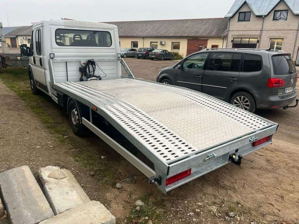 Iveco Daily, auto transporters