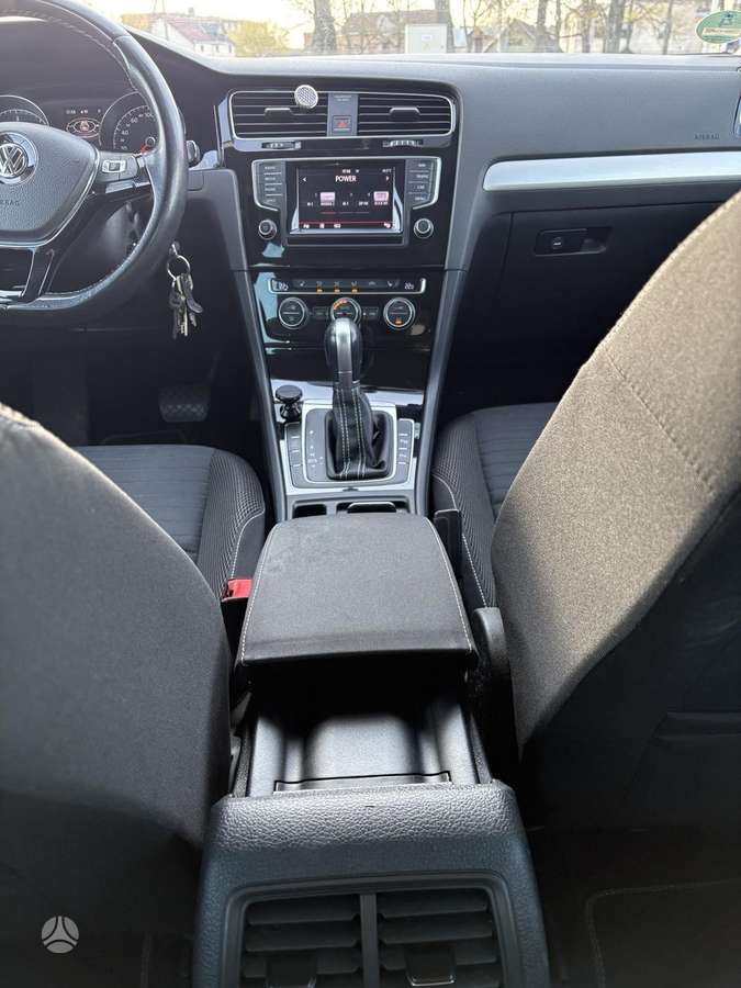 Volkswagen Golf, 1.6 l., Универсал