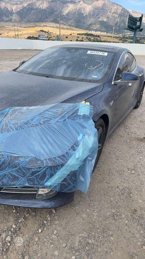 Tesla Model S, 90 kWh, hatchback