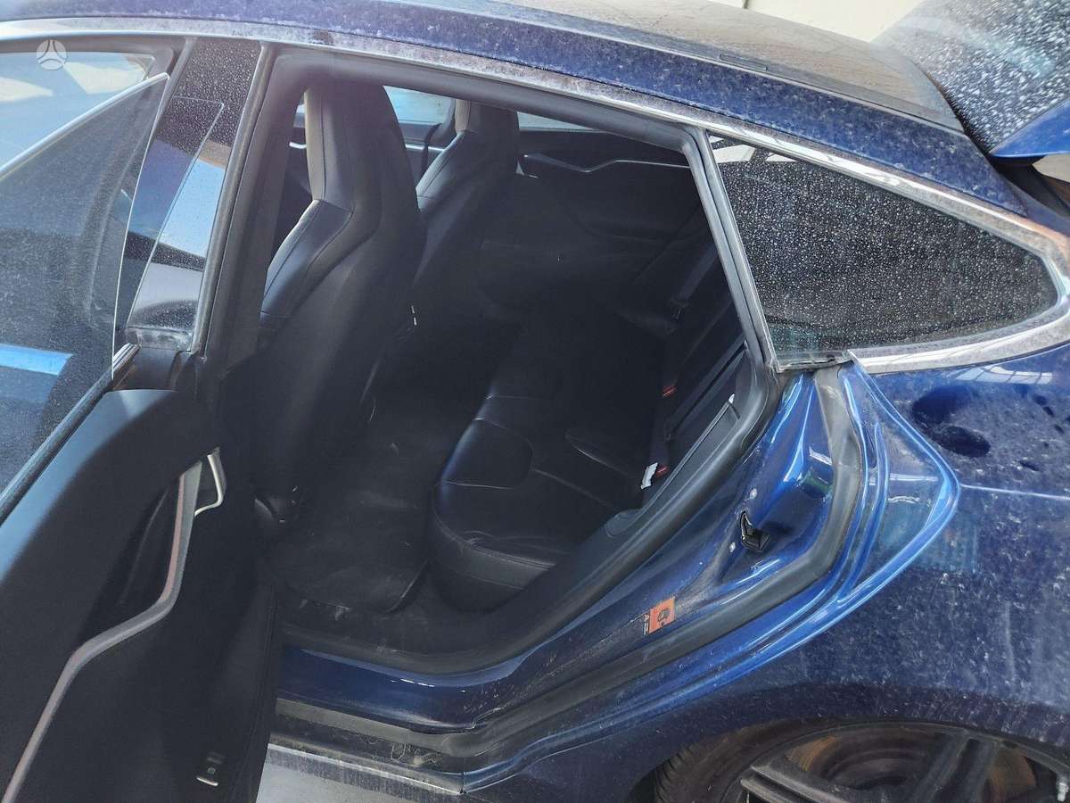 Tesla Model S, 90 kWh, hečbekas