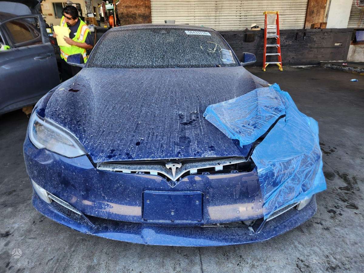 Tesla Model S, 90 kWh, hečbekas