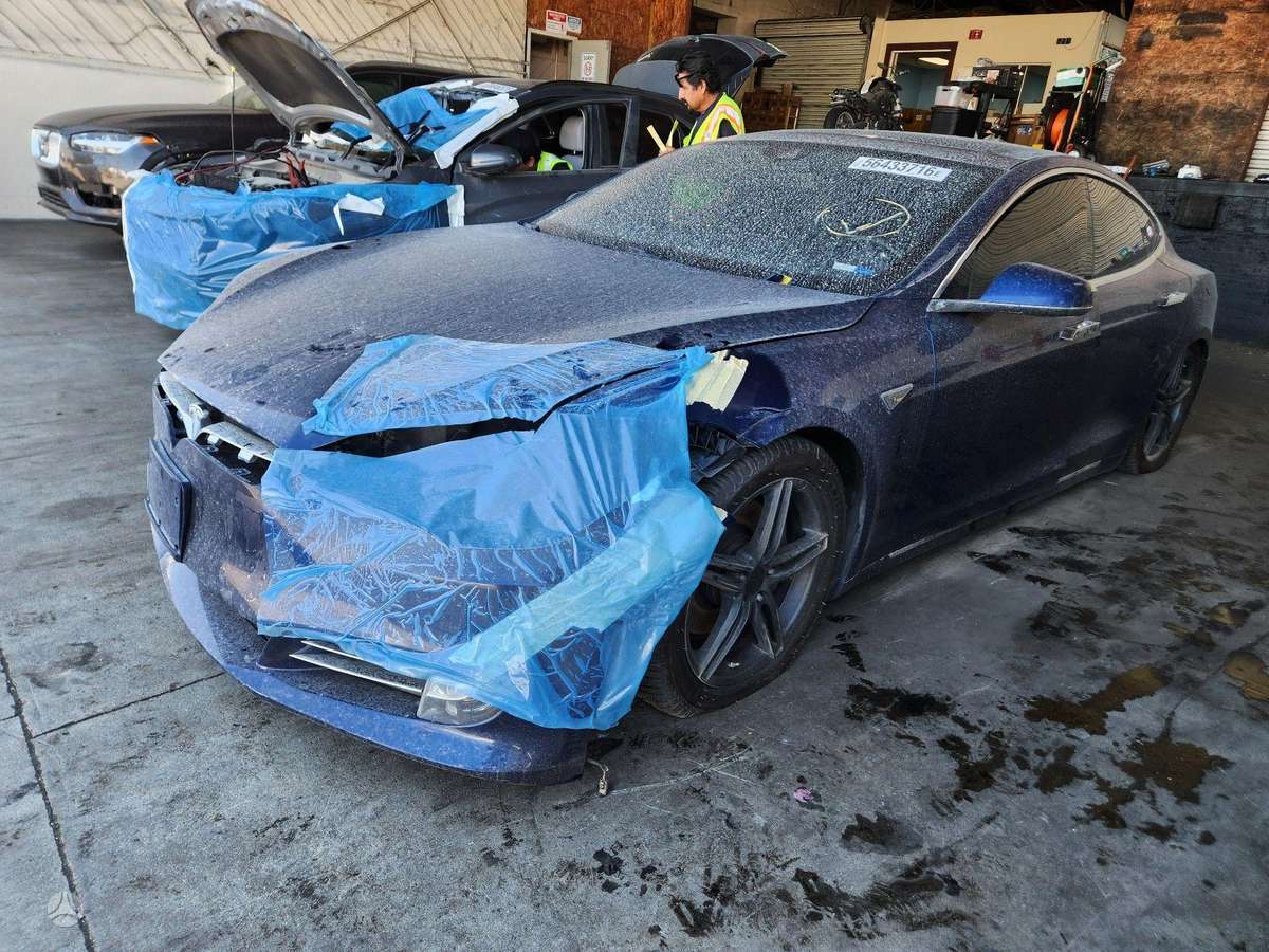 Tesla Model S, 90 kWh, hečbekas