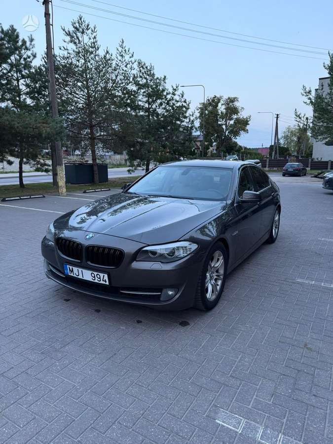 BMW 523, 3.0 l., Седан