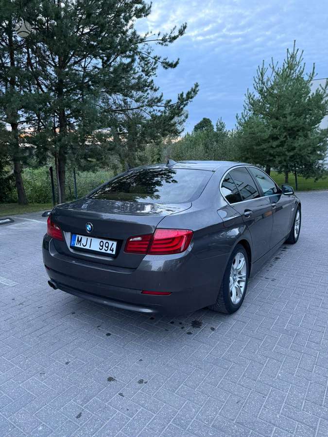 BMW 523, 3.0 l., Седан