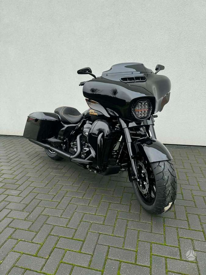 Harley-Davidson FLHTK 1688cc, choppers / cruisers / custom