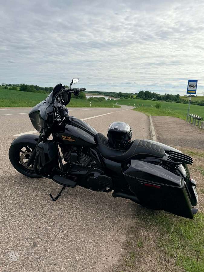 Harley-Davidson FLHTK 1688cc, choppers / cruisers / custom