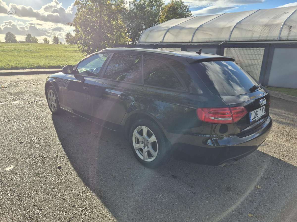 Audi A4, 2.0 l., Универсал