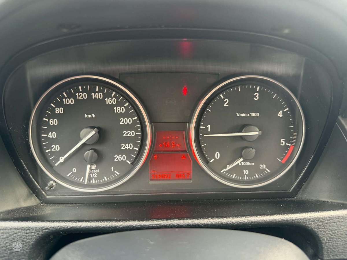 BMW X1, 2.0 l., Хэтчбек