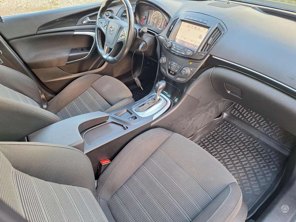 Opel Insignia, 2.0 l., wagon