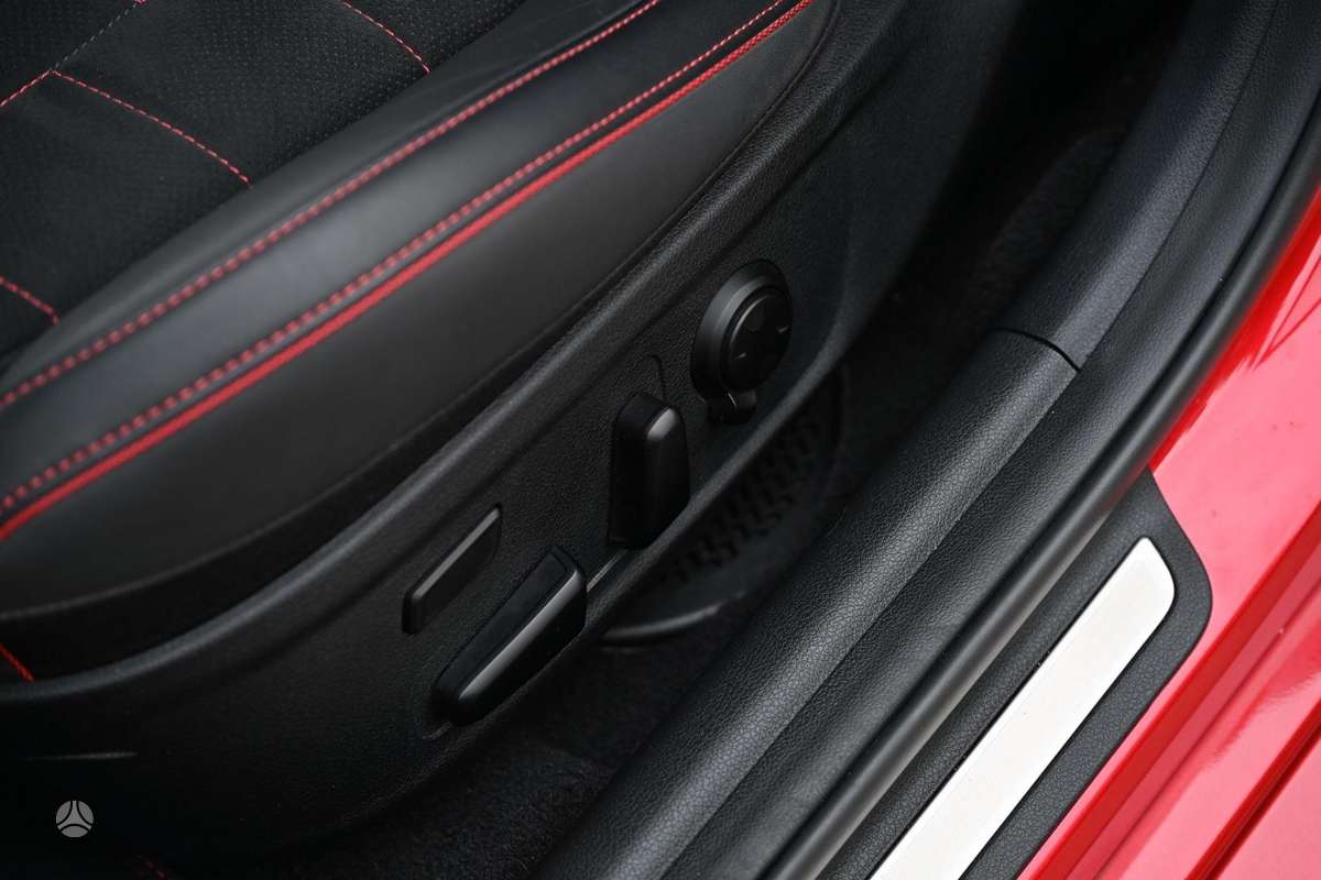 Kia Stinger, 3.3 l., hatchback